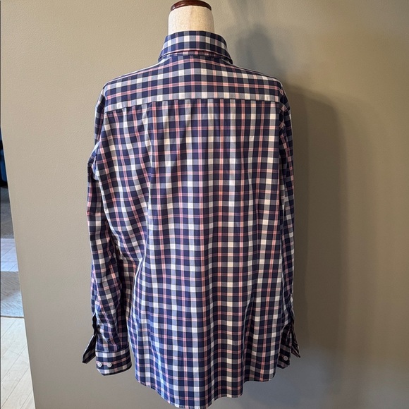 Mizzen+Main Men's Plaid Shirt - Navy and Pink - Picture 6 of 9